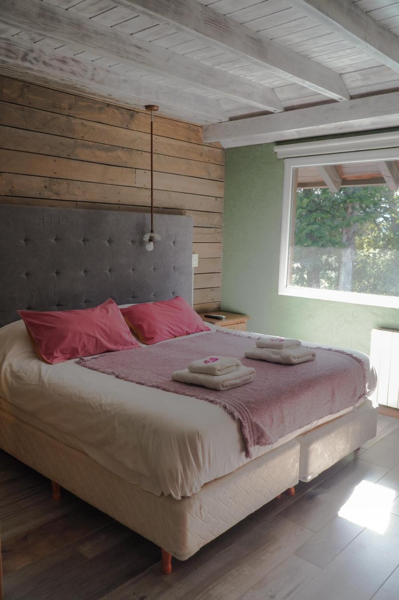 Hosteria Las Cumbres Вила ла Ангостура Екстериор снимка