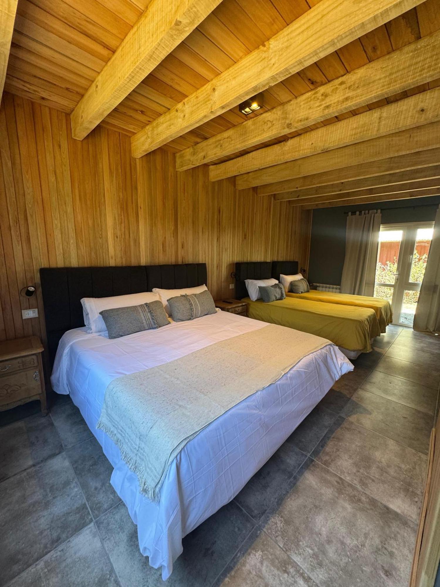 Hosteria Las Cumbres Вила ла Ангостура Екстериор снимка