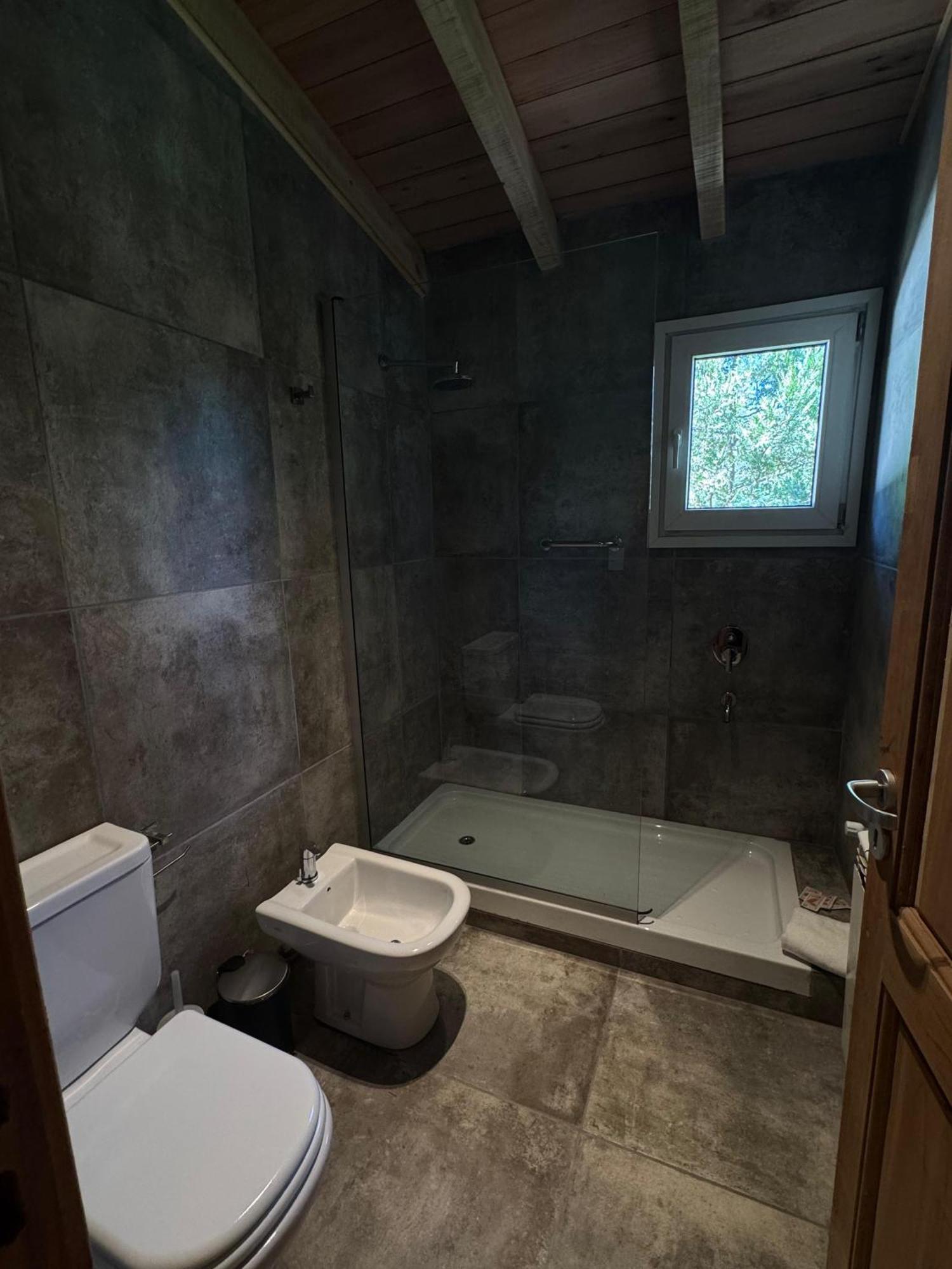 Hosteria Las Cumbres Вила ла Ангостура Екстериор снимка